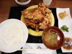布袋のザンギ（鶏の唐揚げ）定食でお腹を満たそう【札幌グルメ】