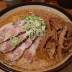 札幌一有名なラーメン店・すみれの味噌ラーメンで北海道を味わおう